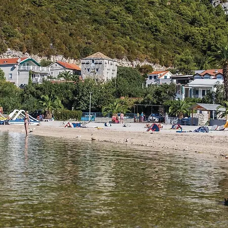 Pet Friendly In With Kitchen Tatil Evi