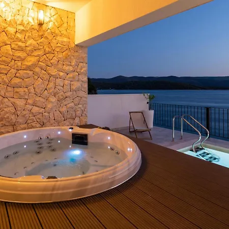Prázdninový dům Front In With Sauna