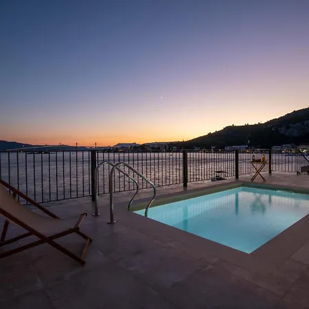 Pet Friendly In With Kitchen * Клек