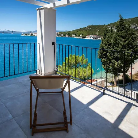 Pet Friendly In With Kitchen * 克勒克