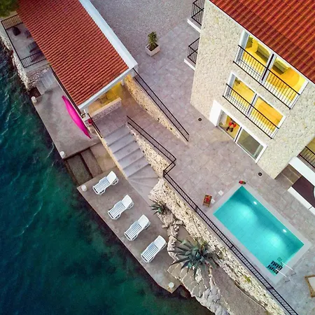 Pet Friendly In With Kitchen Дом отдыха