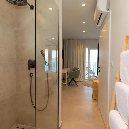 Pet Friendly In With Kitchen Holiday home *